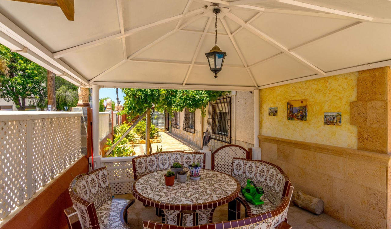 Resale - Detached Villa - Orihuela Costa - Campoamor