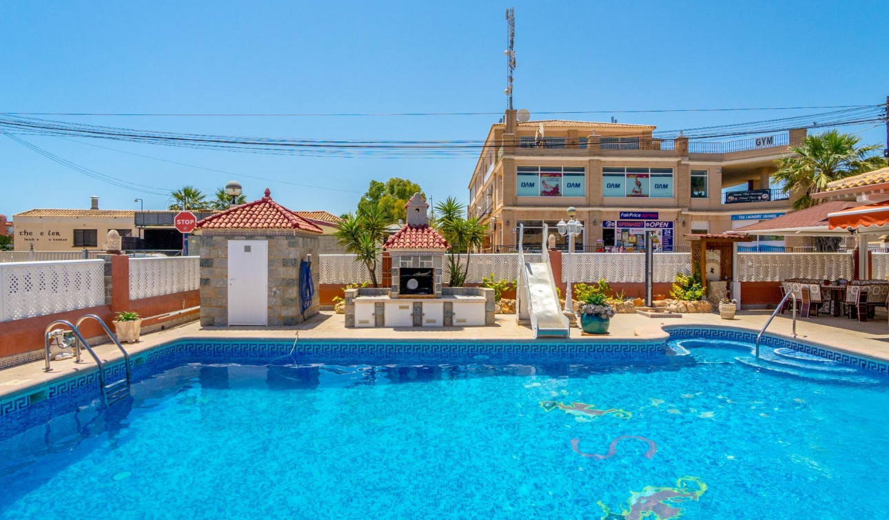 Resale - Detached Villa - Orihuela Costa - Campoamor