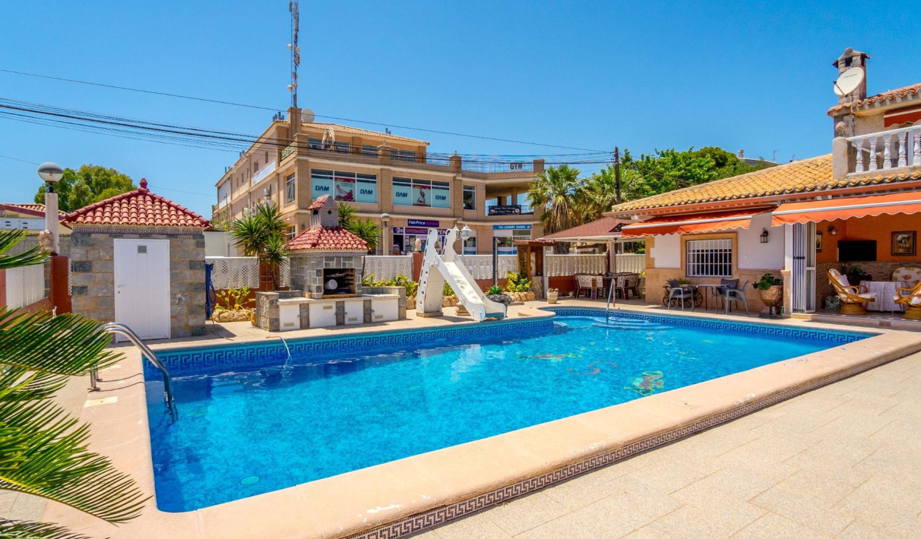 Resale - Detached Villa - Orihuela Costa - Campoamor