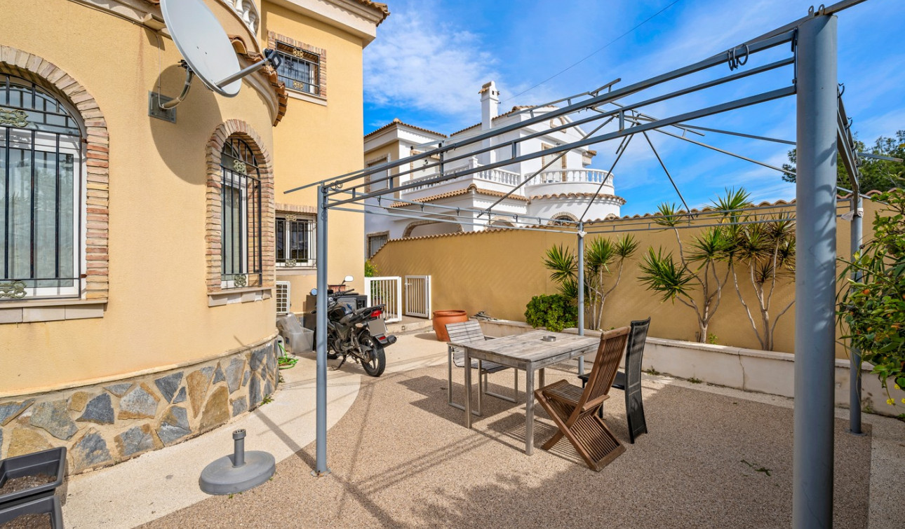 Resale - Detached Villa - Orihuela Costa - Castillo de Don Juan