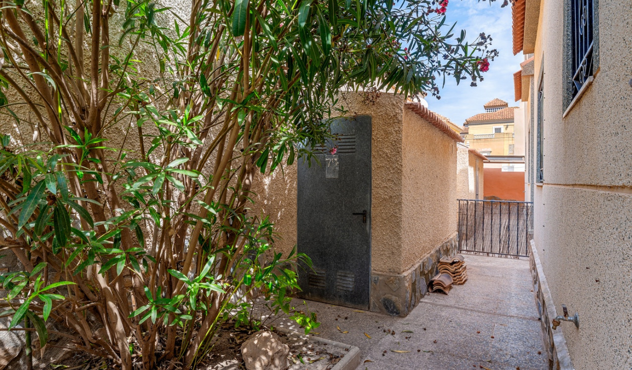 Resale - Detached Villa - Orihuela Costa - El Galan