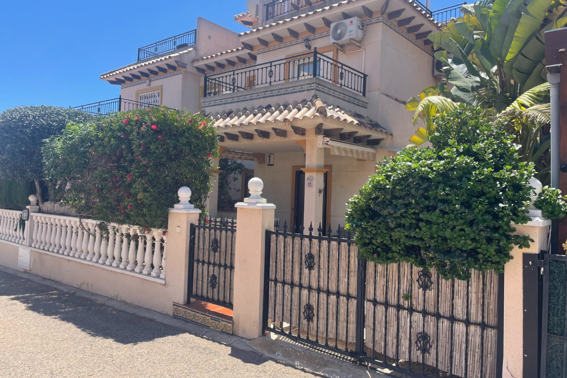 Resale - Detached Villa - Orihuela Costa - La Regia