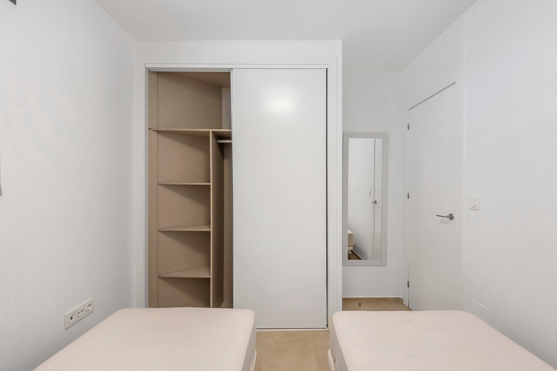 Resale - Detached Villa - Orihuela Costa - La Zenia