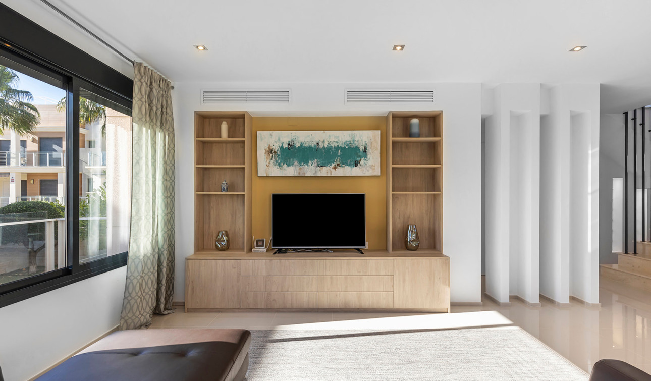 Resale - Detached Villa - Orihuela Costa - La Zenia