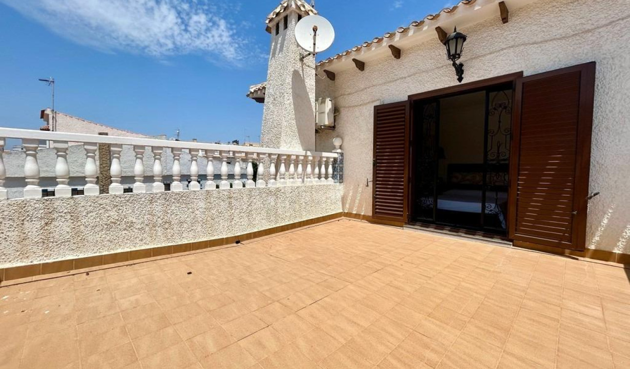 Resale - Detached Villa - Orihuela Costa - La Zenia
