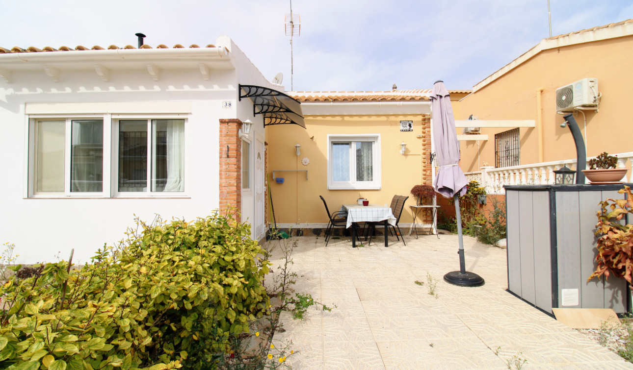 Resale - Detached Villa - Orihuela Costa - Las Mimosas