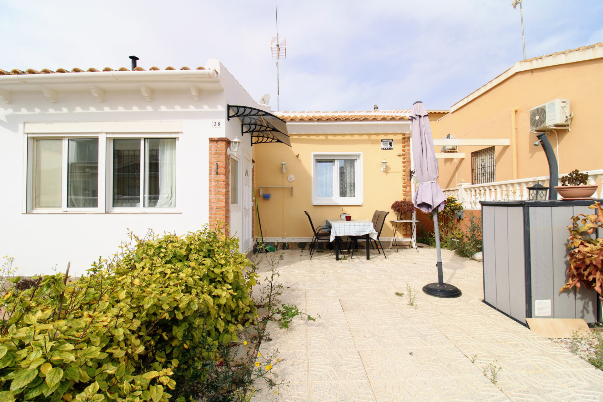 Resale - Detached Villa - Orihuela Costa - Las Mimosas