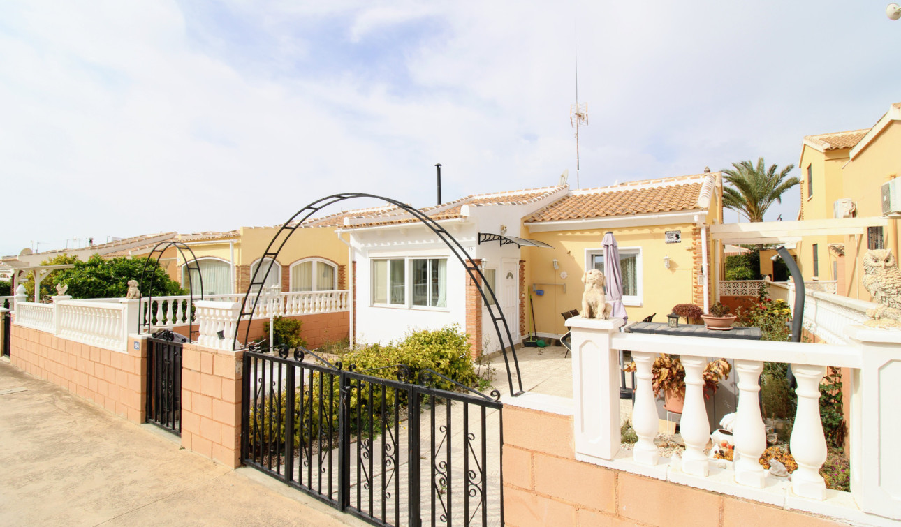 Resale - Detached Villa - Orihuela Costa - Las Mimosas