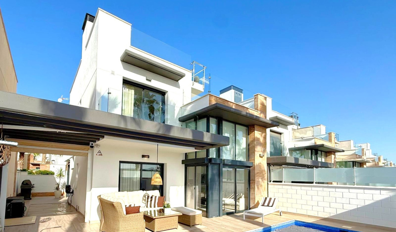 Resale - Detached Villa - Orihuela Costa - Lomas de Cabo Roig