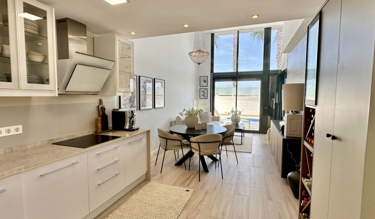 Resale - Detached Villa - Orihuela Costa - Lomas de Cabo Roig