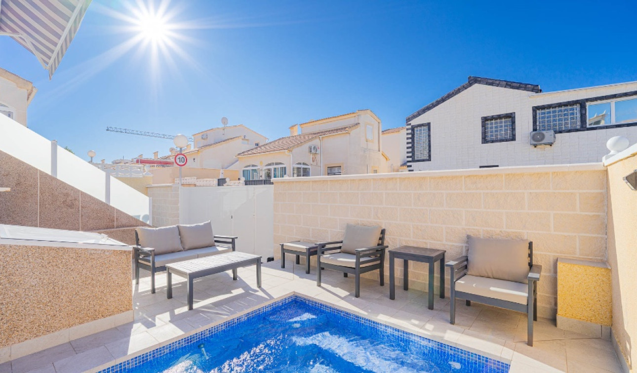 Resale - Detached Villa - Orihuela Costa - Los Altos