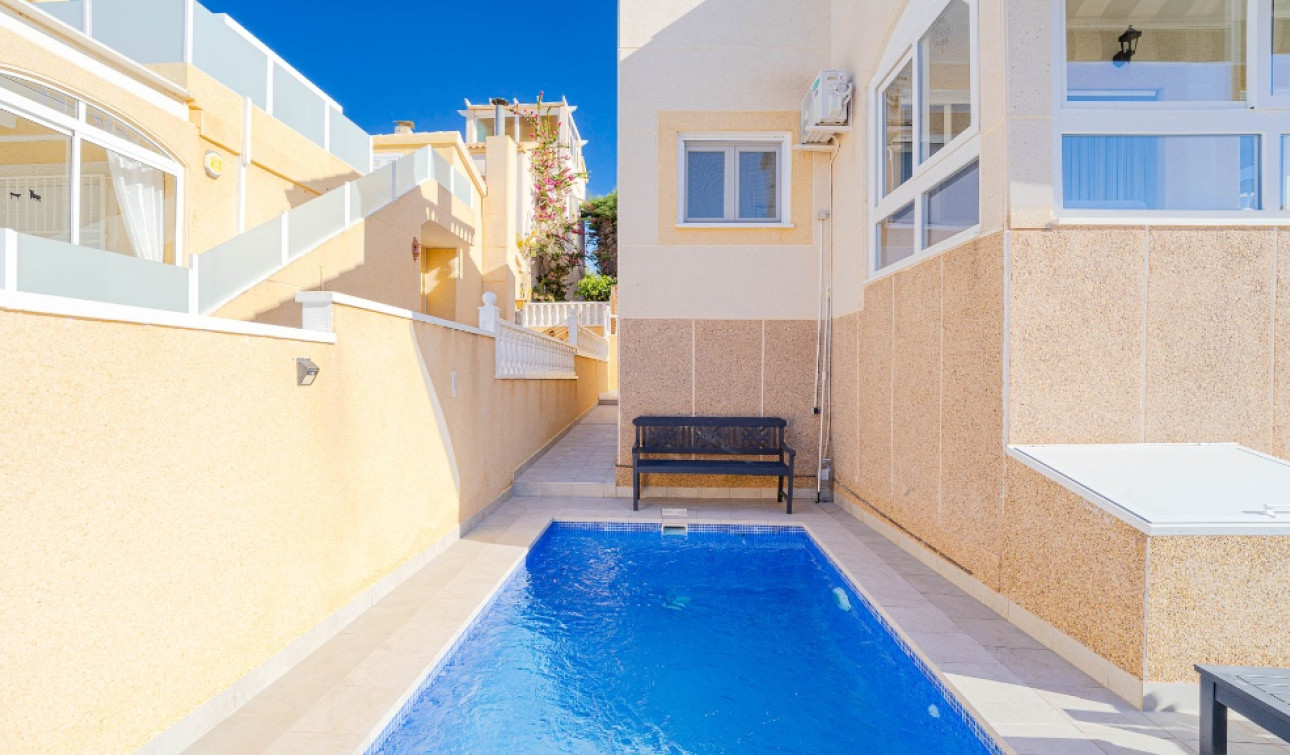 Resale - Detached Villa - Orihuela Costa - Los Altos