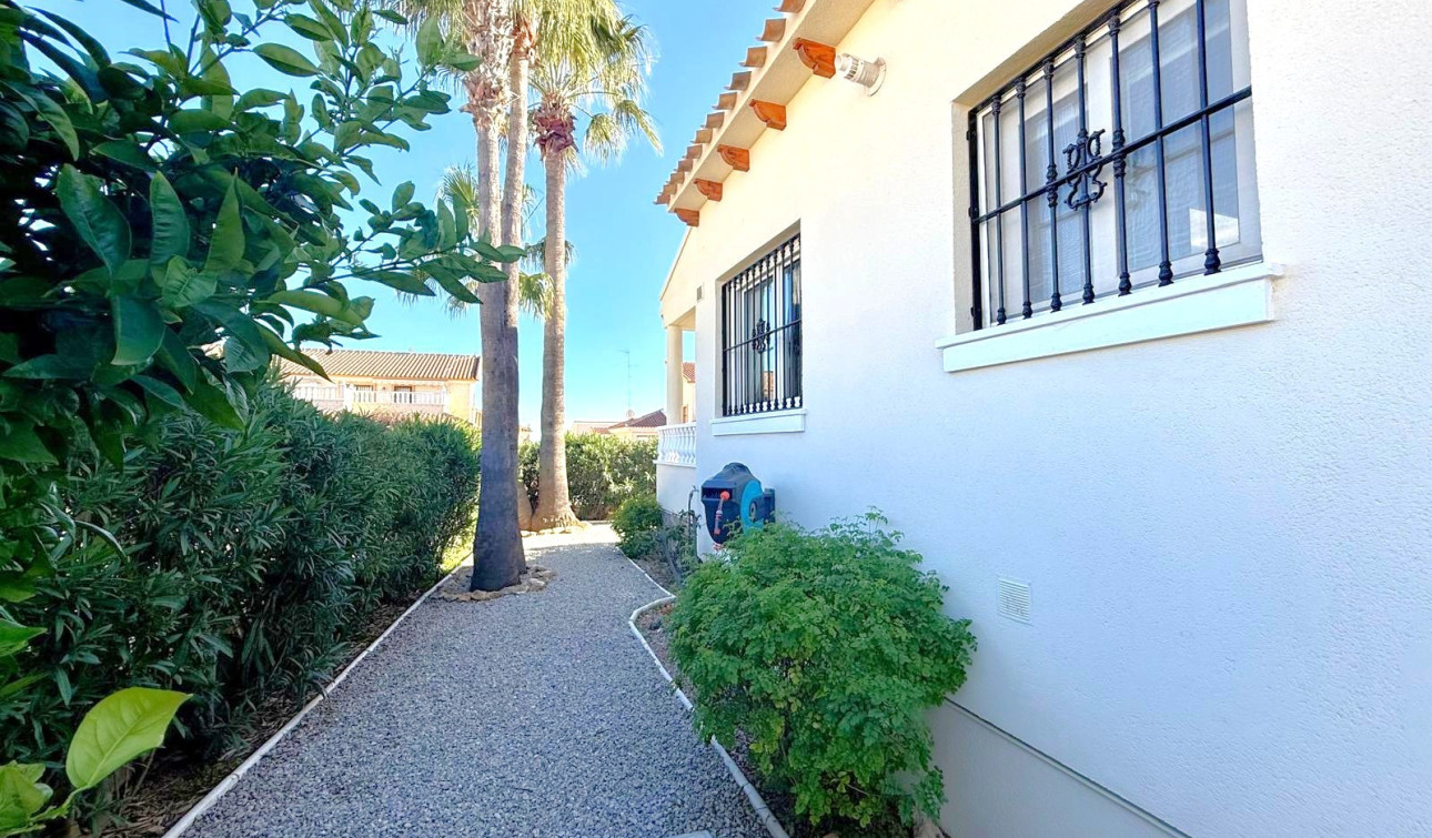 Resale - Detached Villa - Orihuela Costa - Los Dolses