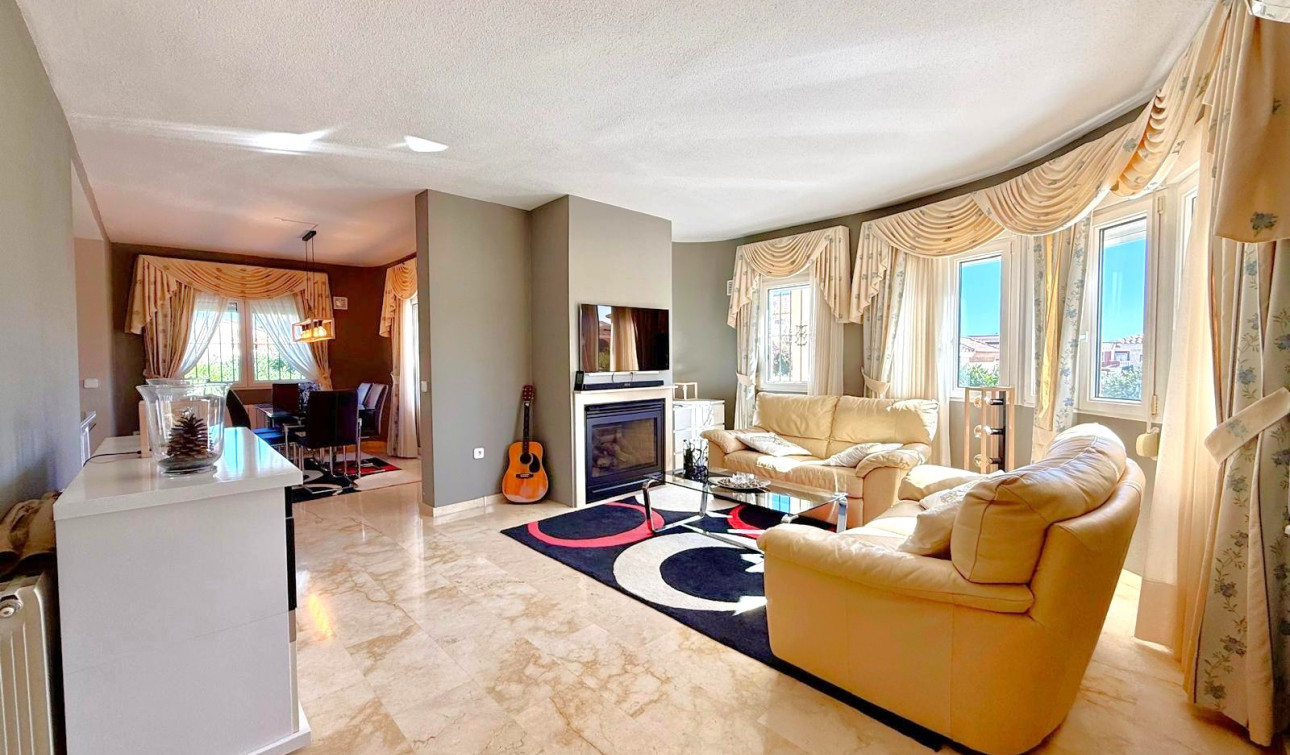 Resale - Detached Villa - Orihuela Costa - Los Dolses