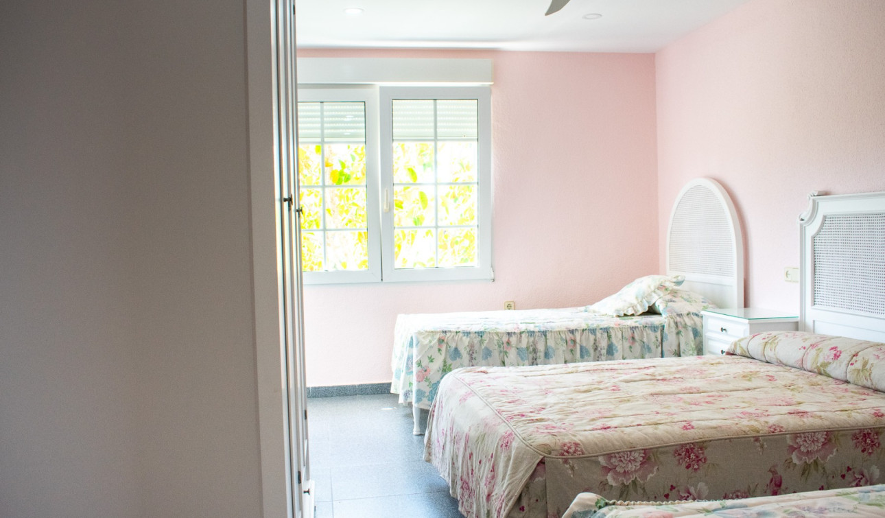 Resale - Detached Villa - Orihuela Costa - MUY CERCA DE LA PLAYA