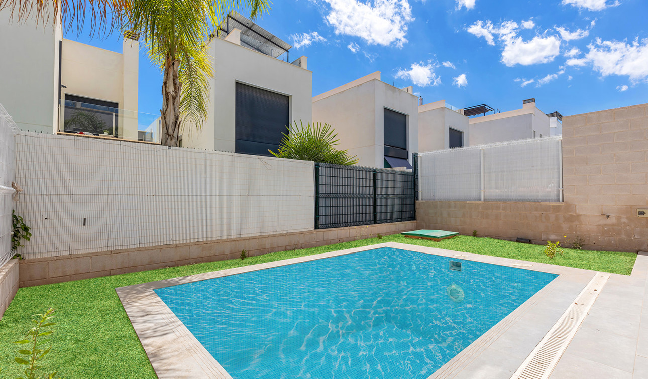 Resale - Detached Villa - Orihuela Costa - PAU 26