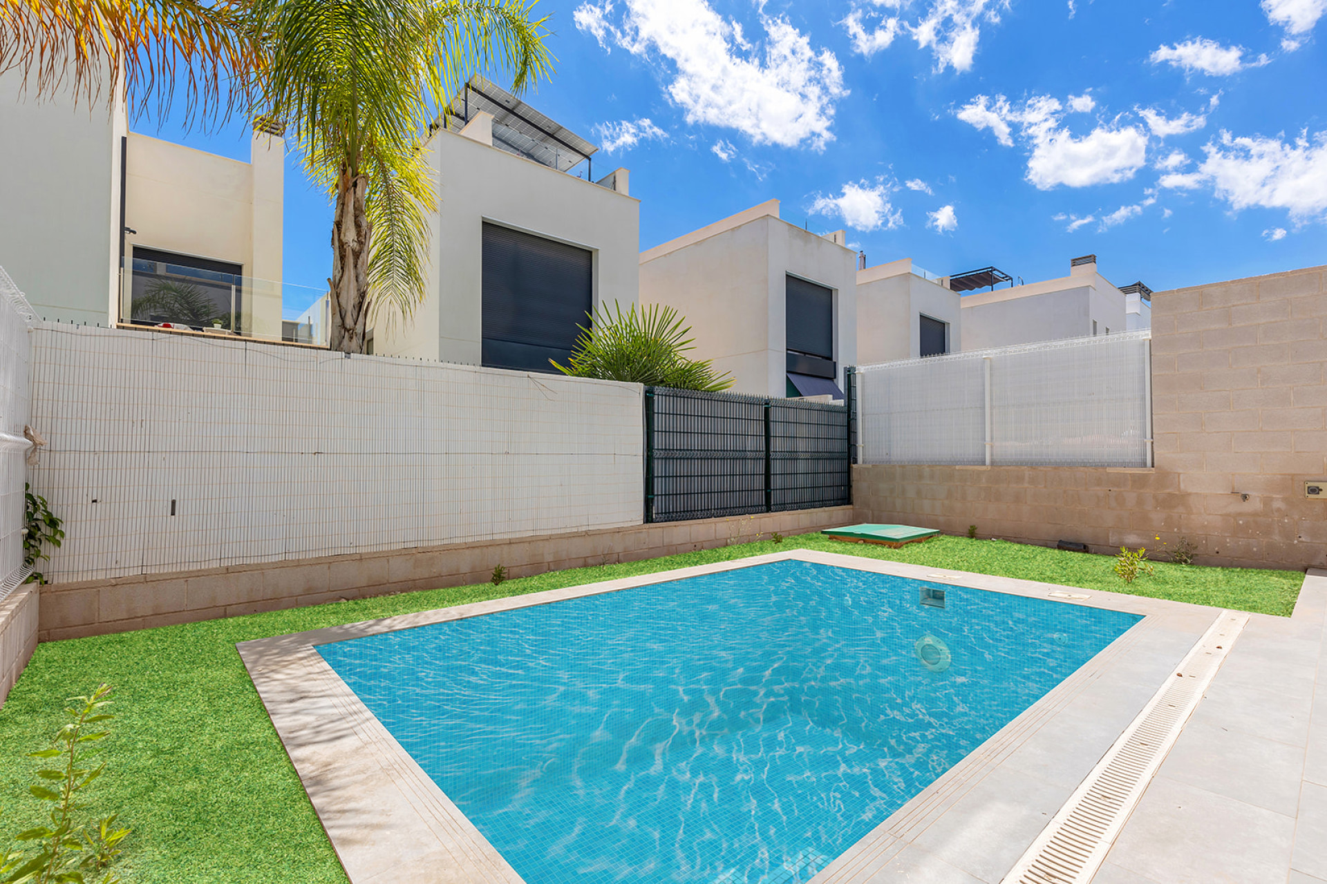 Resale - Detached Villa - Orihuela Costa - PAU 26