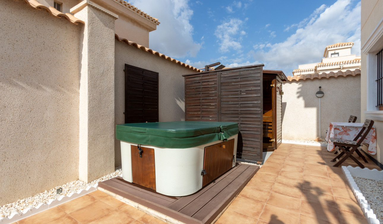 Resale - Detached Villa - Orihuela Costa - Playa Flamenca