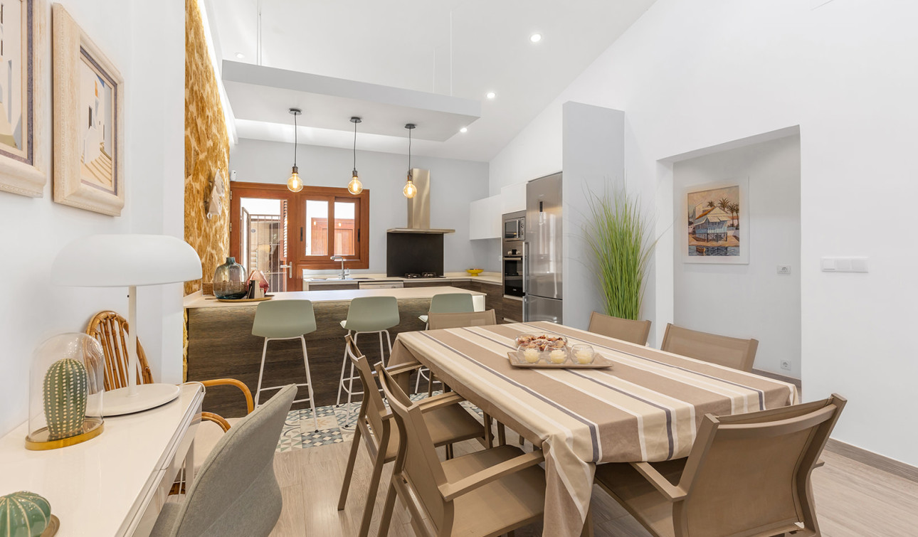 Resale - Detached Villa - Orihuela Costa - Punta Prima