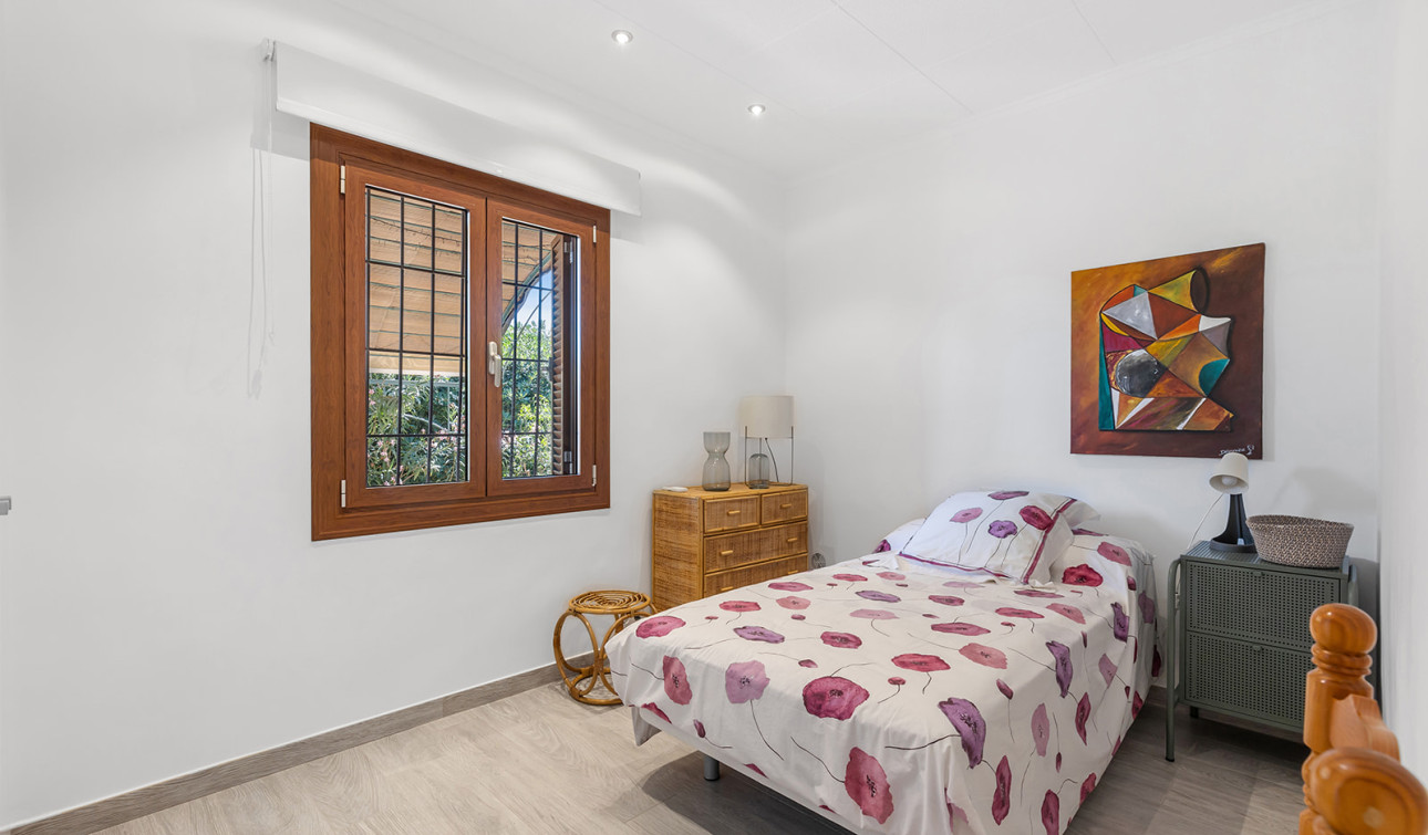 Resale - Detached Villa - Orihuela Costa - Punta Prima