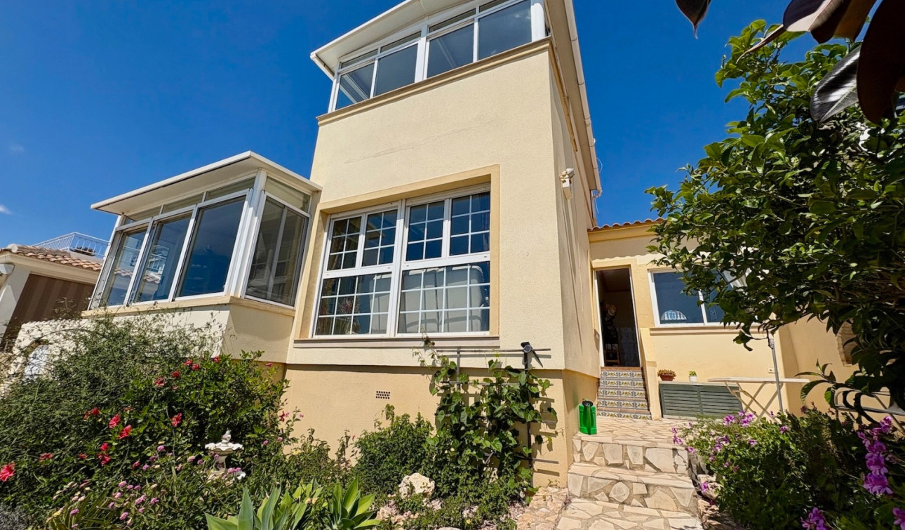 Resale - Detached Villa - Orihuela Costa - Villamartín