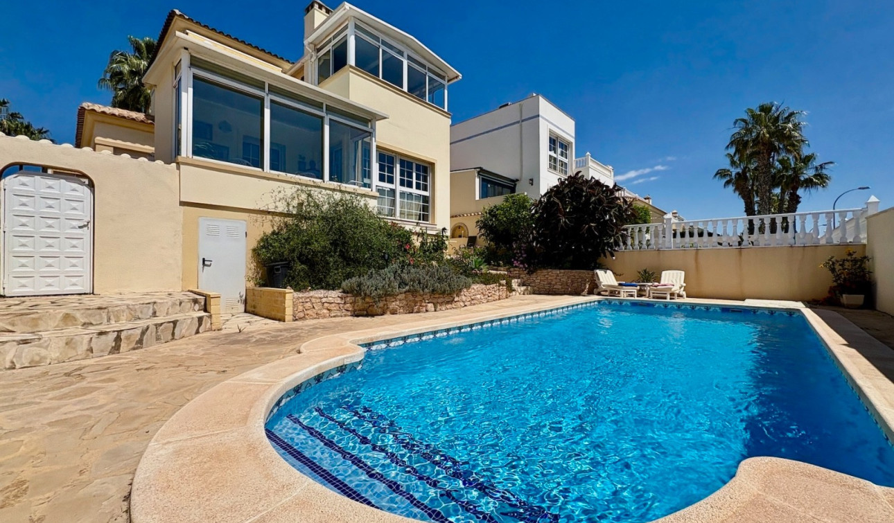 Resale - Detached Villa - Orihuela Costa - Villamartín