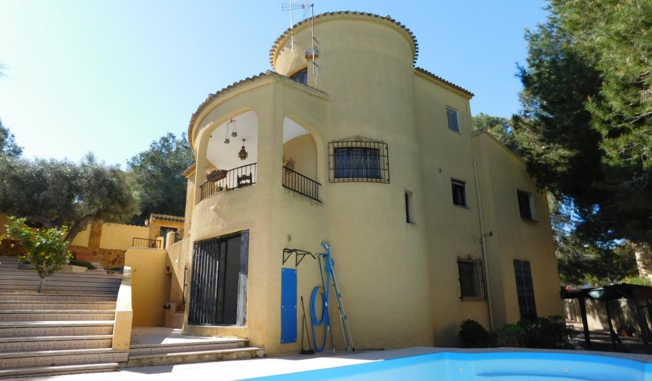 Resale - Detached Villa - Orihuela Costa - Villamartín