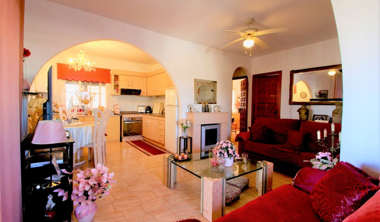 Resale - Detached Villa - Orihuela Costa - Villamartín