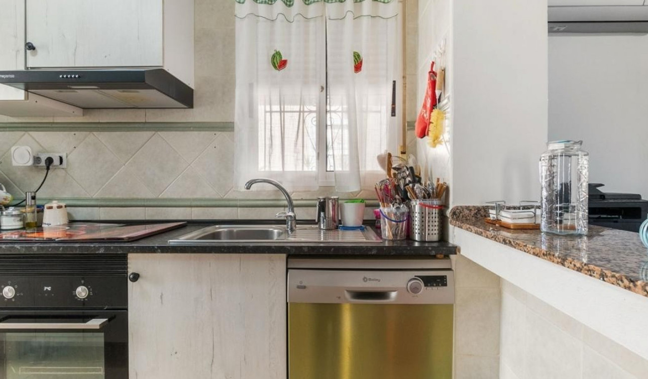 Resale - Detached Villa - Orihuela Costa - Villamartín