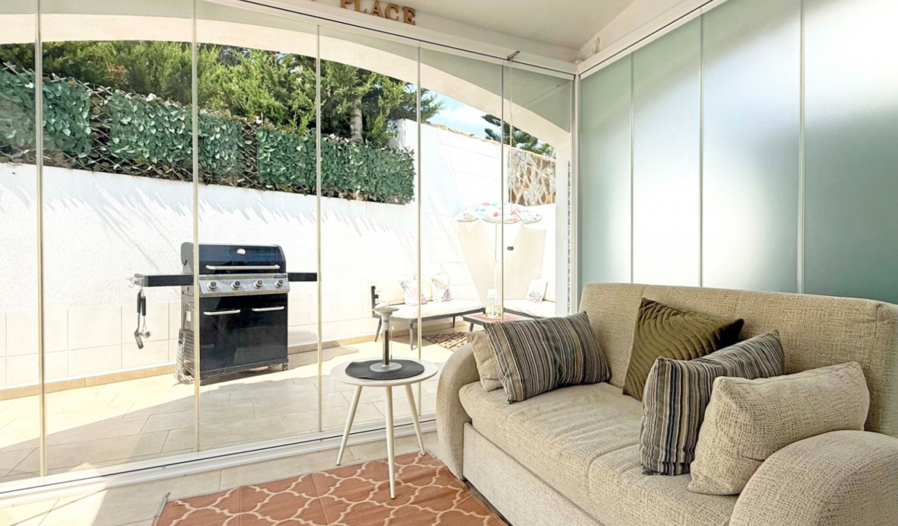 Resale - Detached Villa - Orihuela Costa - Villamartín