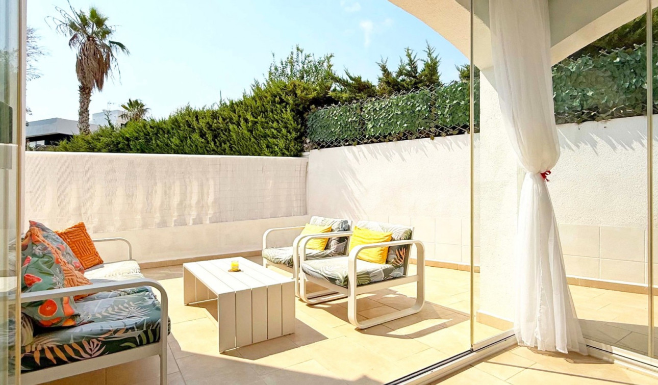 Resale - Detached Villa - Orihuela Costa - Villamartín