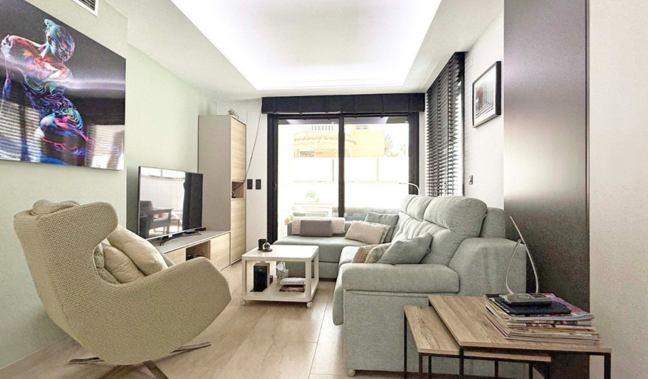 Resale - Detached Villa - Orihuela Costa - Villamartín