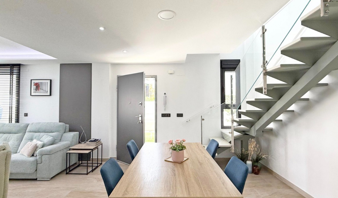 Resale - Detached Villa - Orihuela Costa - Villamartín