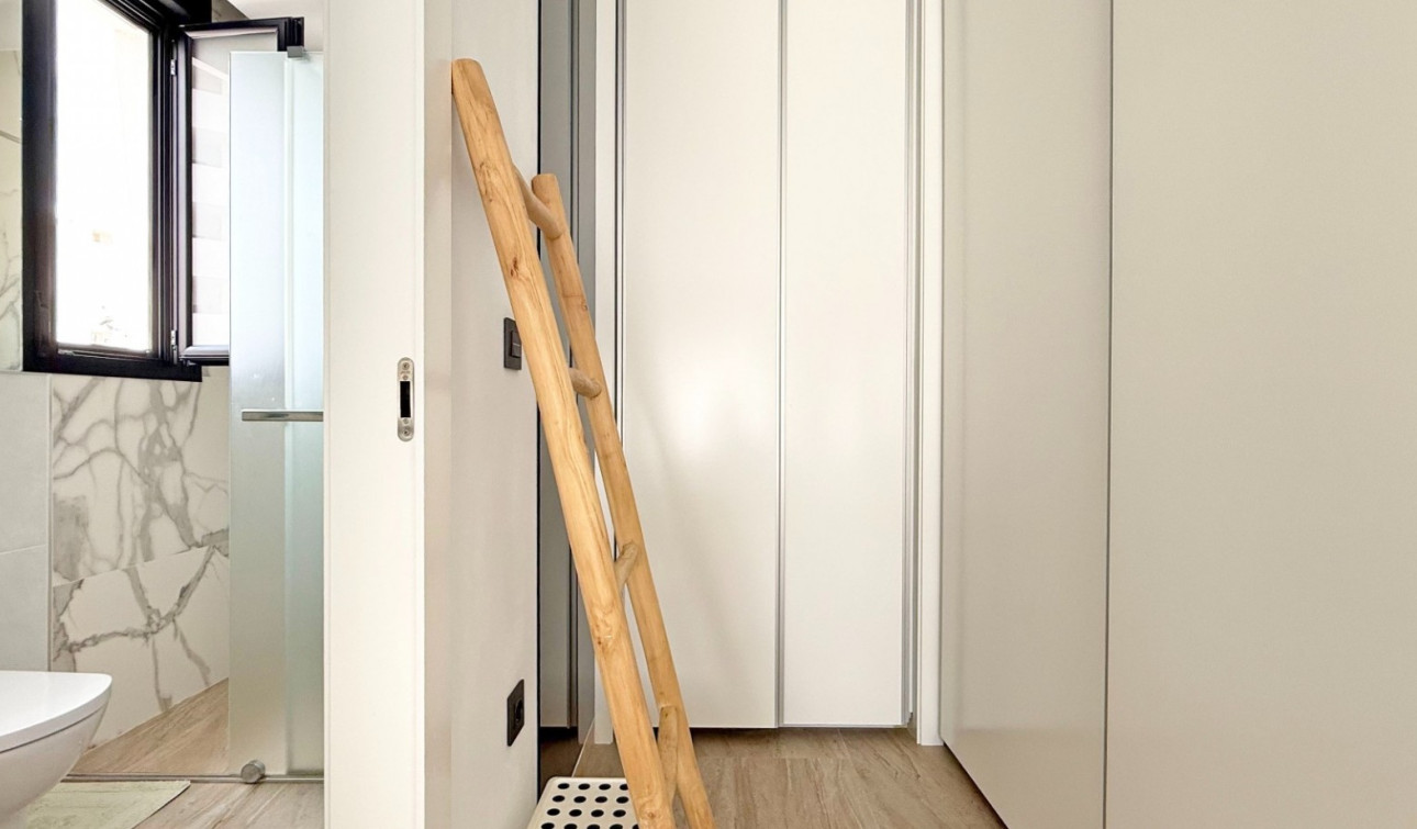 Resale - Detached Villa - Orihuela Costa - Villamartín