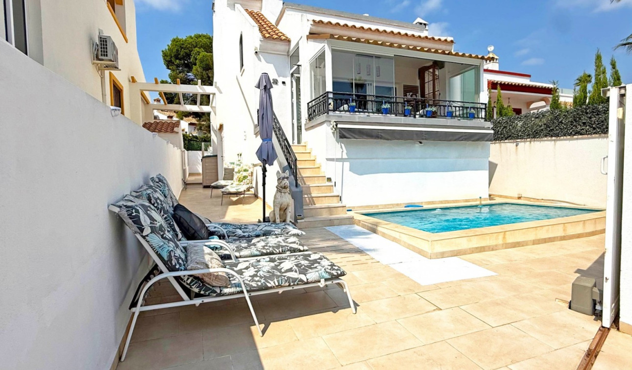 Resale - Detached Villa - Orihuela Costa - Villamartín