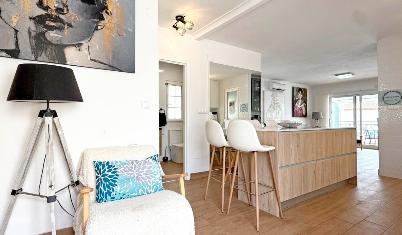 Resale - Detached Villa - Orihuela Costa - Villamartín