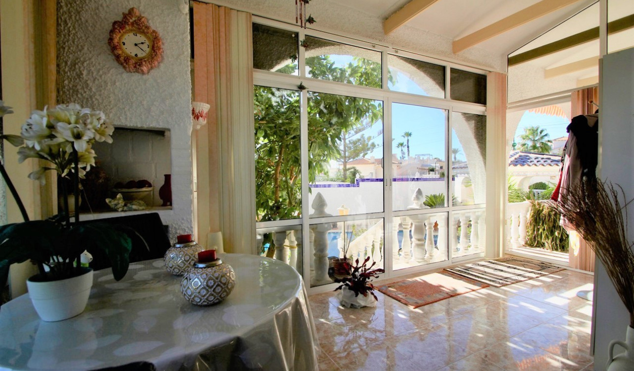 Resale - Detached Villa - Orihuela Costa - Villamartín