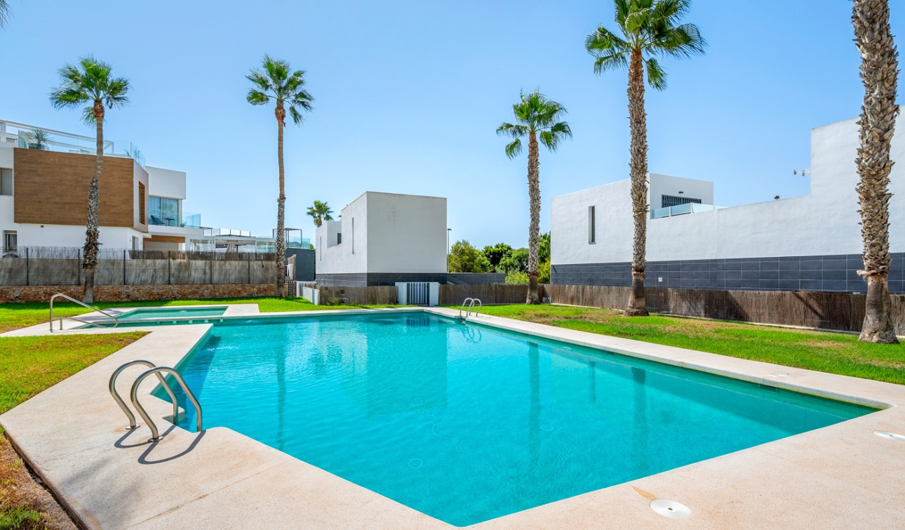Resale - Detached Villa - Orihuela Costa - Villamartín