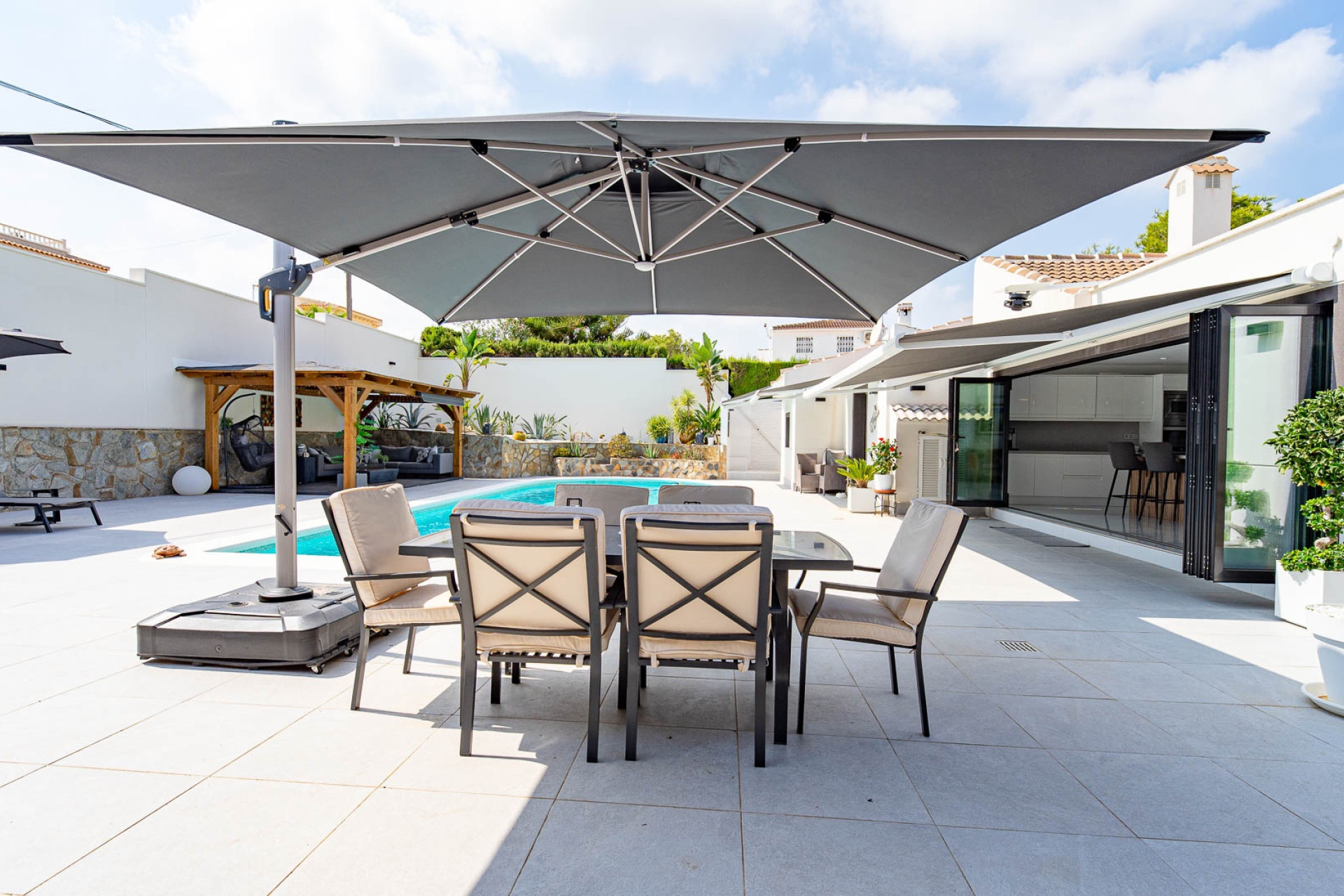 Resale - Detached Villa - Orihuela Costa - Villamartin