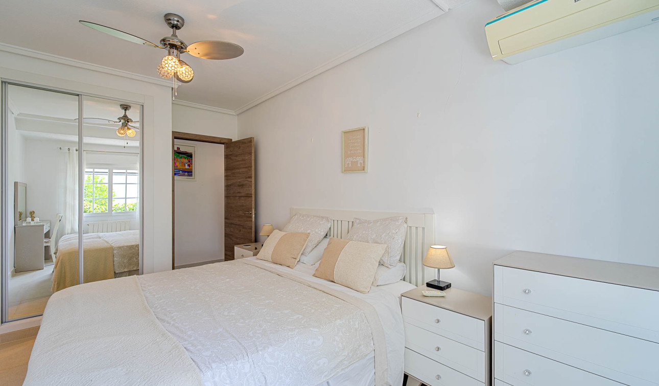 Resale - Detached Villa - Orihuela Costa - Villamartin