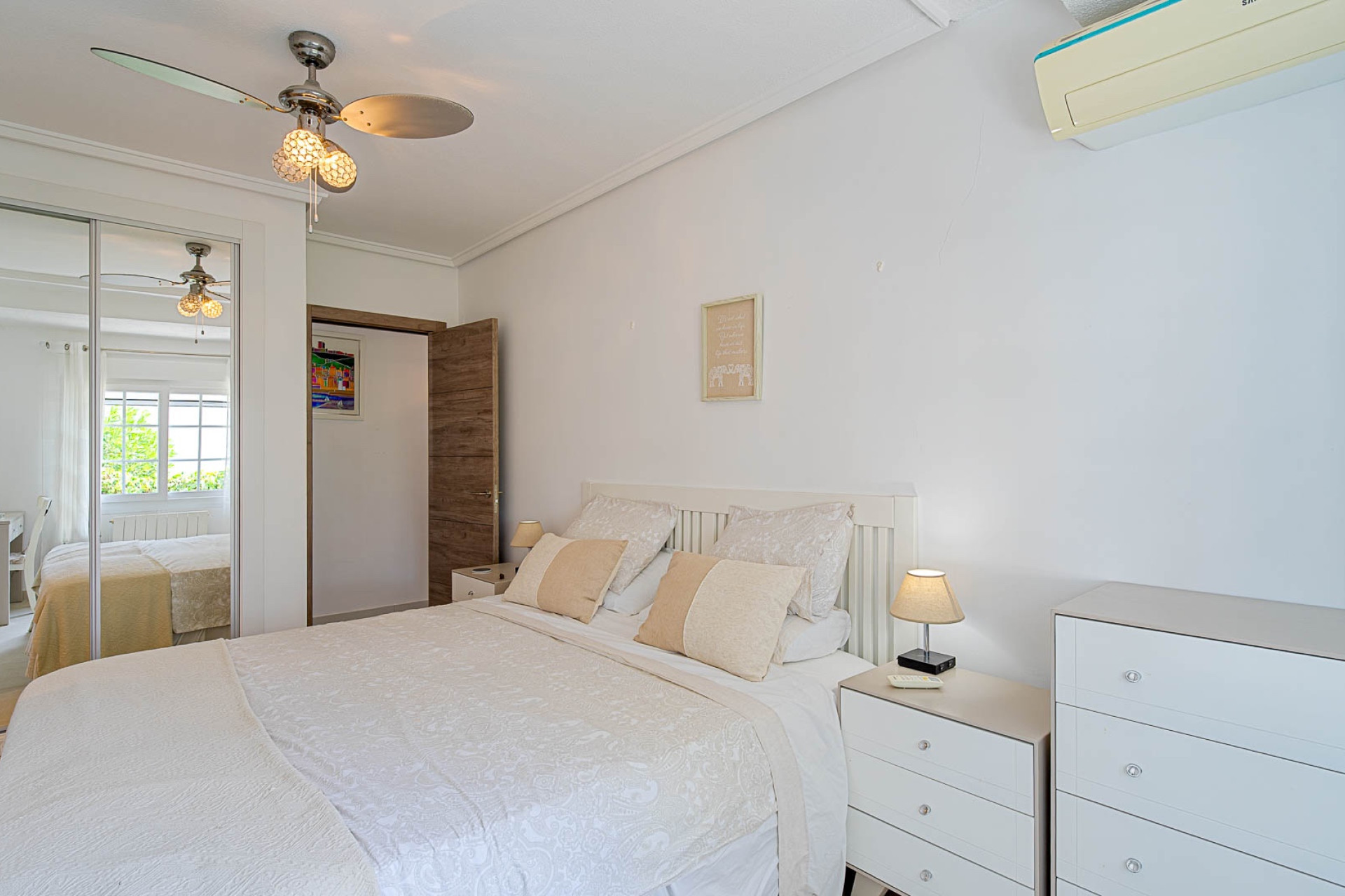 Resale - Detached Villa - Orihuela Costa - Villamartin