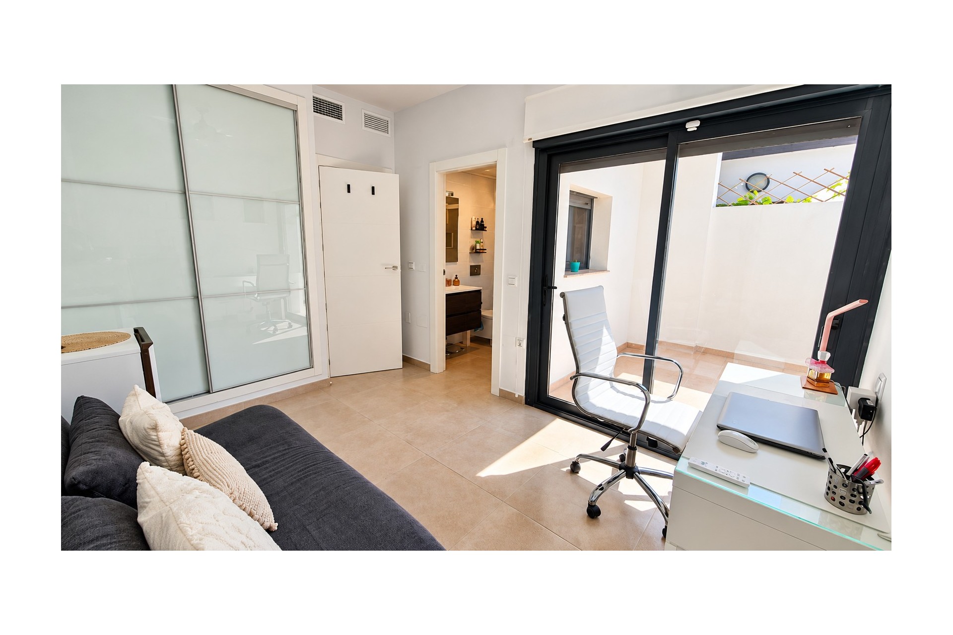 Resale - Detached Villa - Orihuela Costa - Villamartín