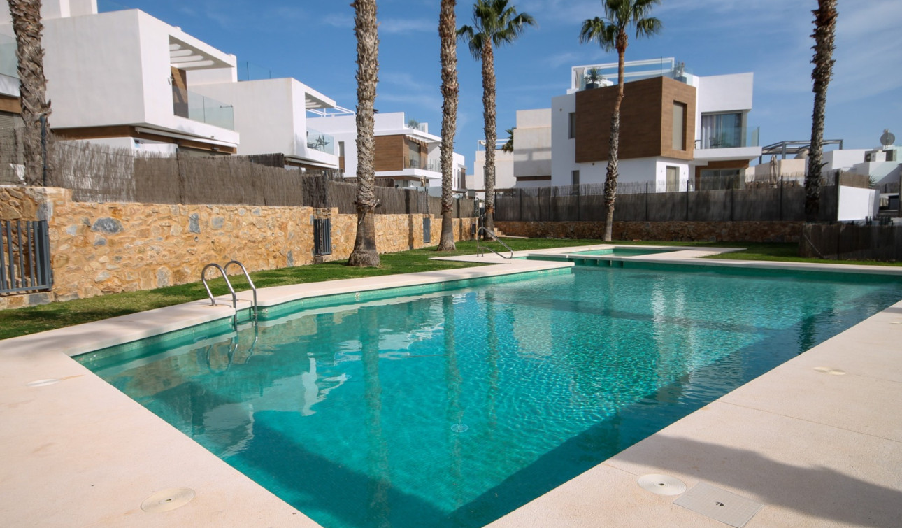 Resale - Detached Villa - Orihuela Costa - Villamartín