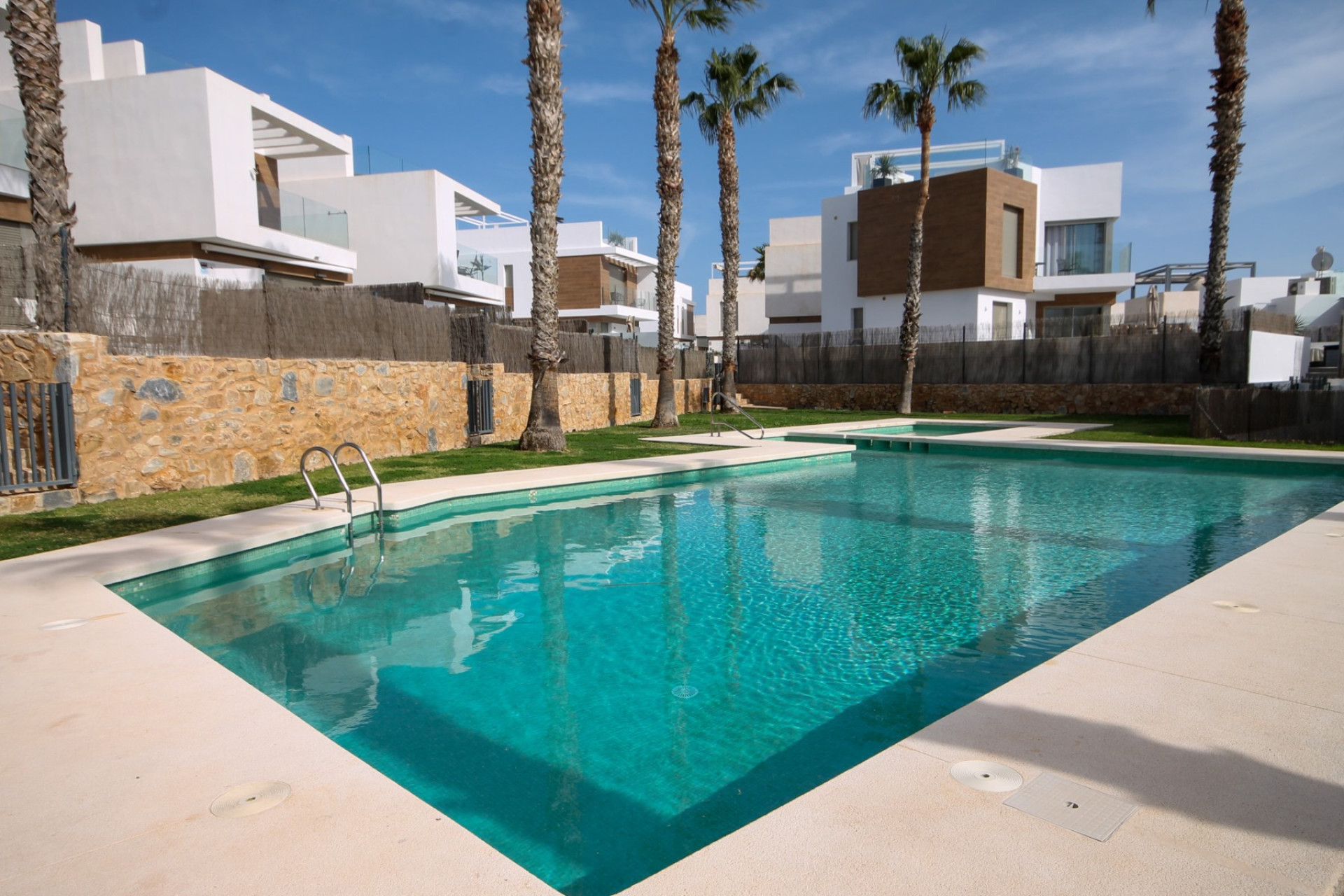 Resale - Detached Villa - Orihuela Costa - Villamartín