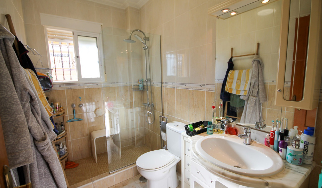 Resale - Detached Villa - Orihuela Costa - Villamartín