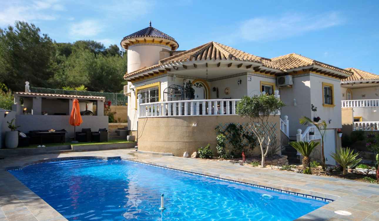 Resale - Detached Villa - Orihuela Costa - Villamartín