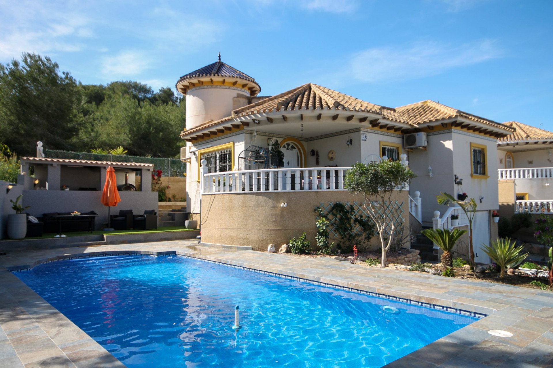 Resale - Detached Villa - Orihuela Costa - Villamartín