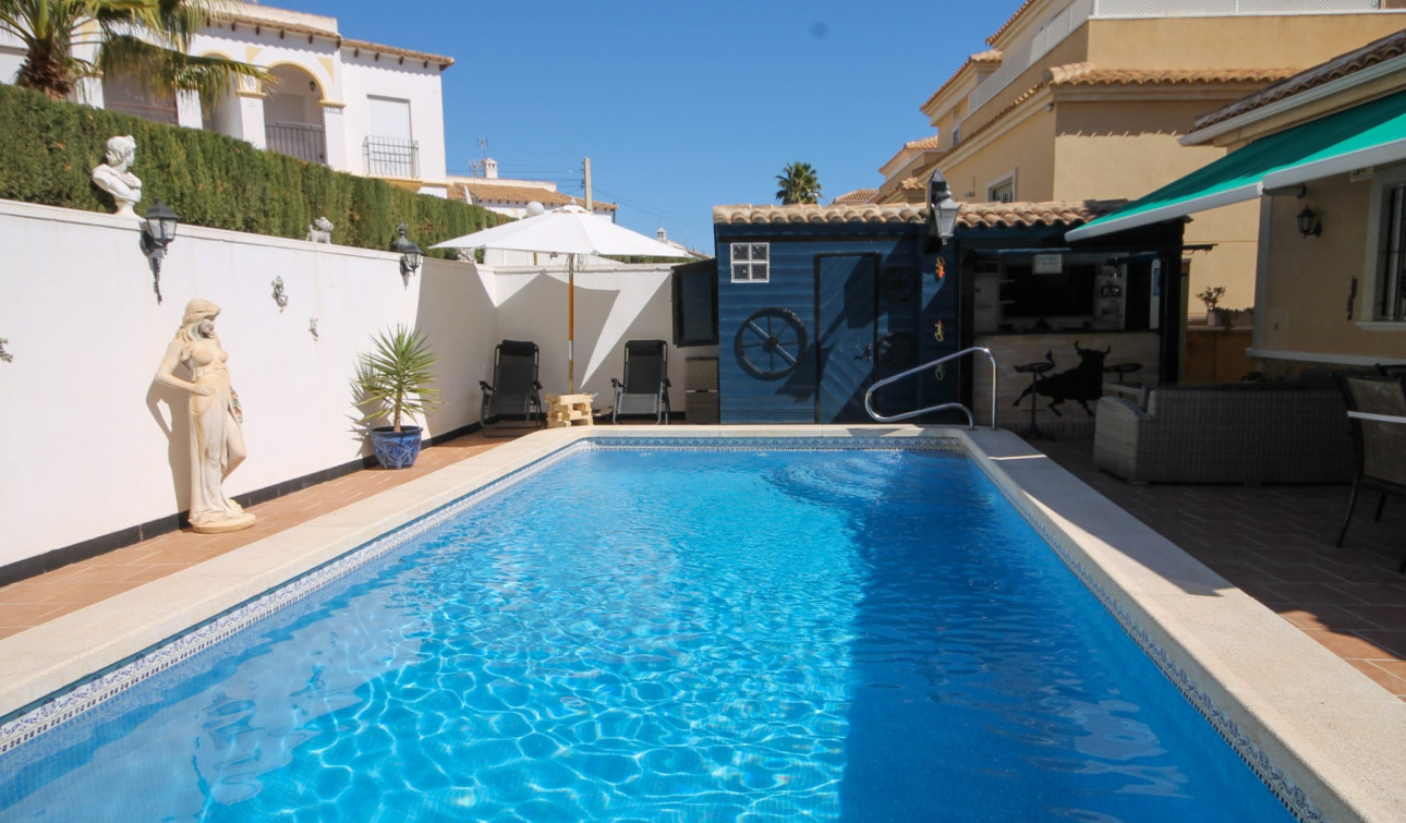 Resale - Detached Villa - Orihuela Costa - Villamartín