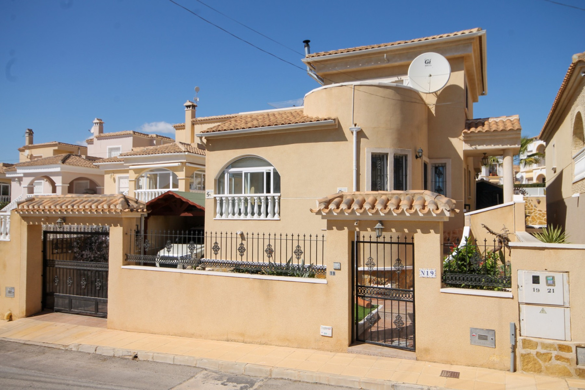 Resale - Detached Villa - Orihuela Costa - Villamartín