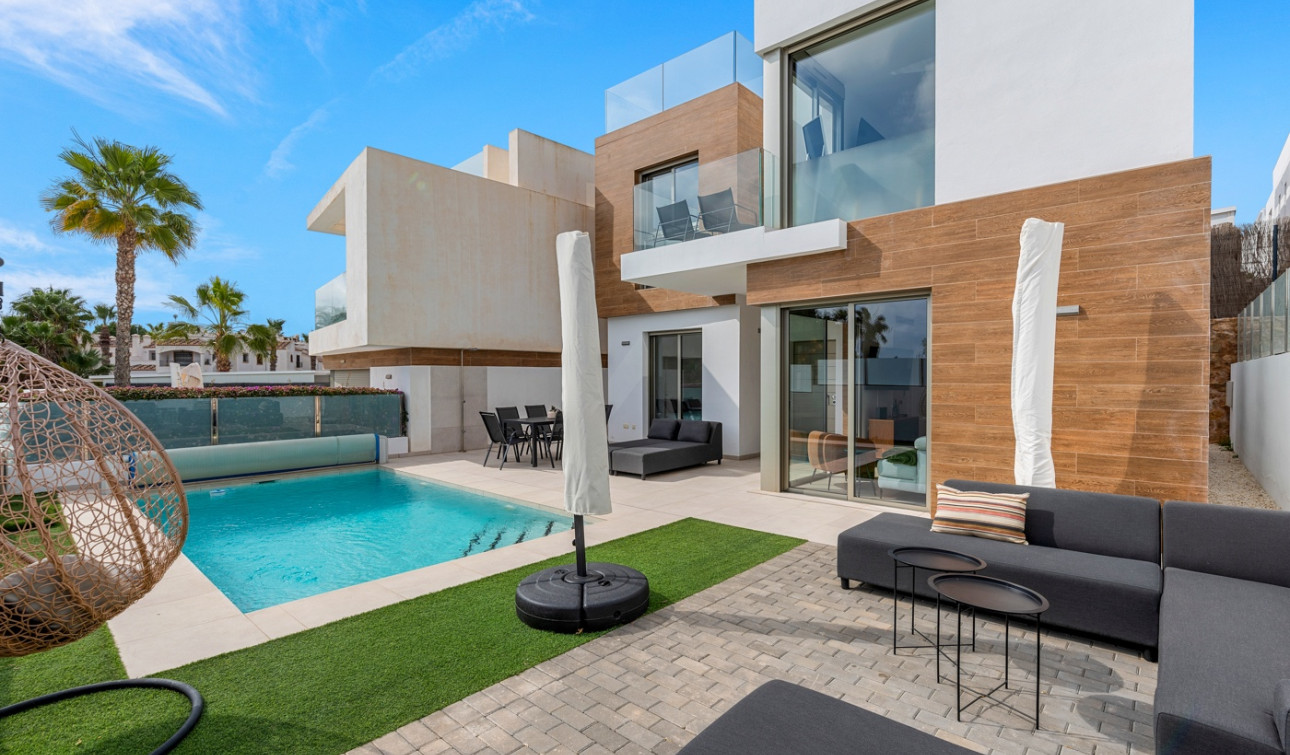 Resale - Detached Villa - Orihuela Costa - Villamartín